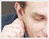 Rubbing of the earlobe is the secret sign for asking the current count