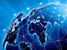 The Internet Spreads Around the World